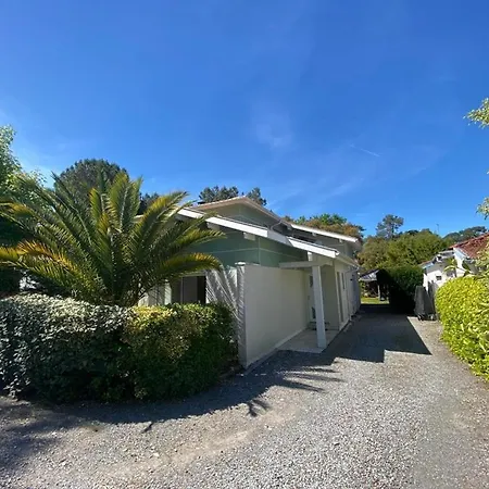 Maison Spacieuse Au Calme Avec Beau Jardin Arbore Villa Capbreton