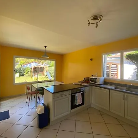 Maison Spacieuse Au Calme Avec Beau Jardin Arbore * Capbreton